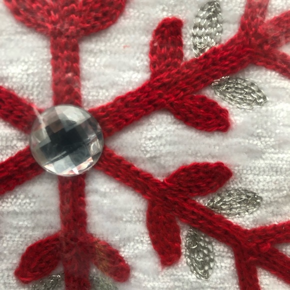 Festive Home Holiday snowflake Pillow - Red and White - Picture 6 of 9